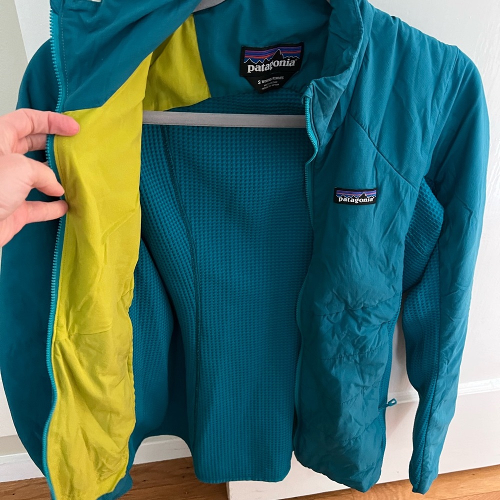 PATAGONIA womens teal lightweight jacket sz S small